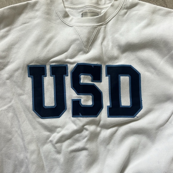 NWOT USD COLLEGE SWEATSHIRT NEVER USED SIZE L CREWNECK - Picture 2 of 3